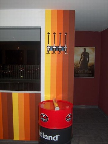 Men Room 4