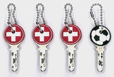 FUSSBALL 4ER SET HOPP SCHWIIZ - KEYCOVERS - SCHLSSELKAPPEN auf einer Tiefencastel Wunschliste / Geschenkidee